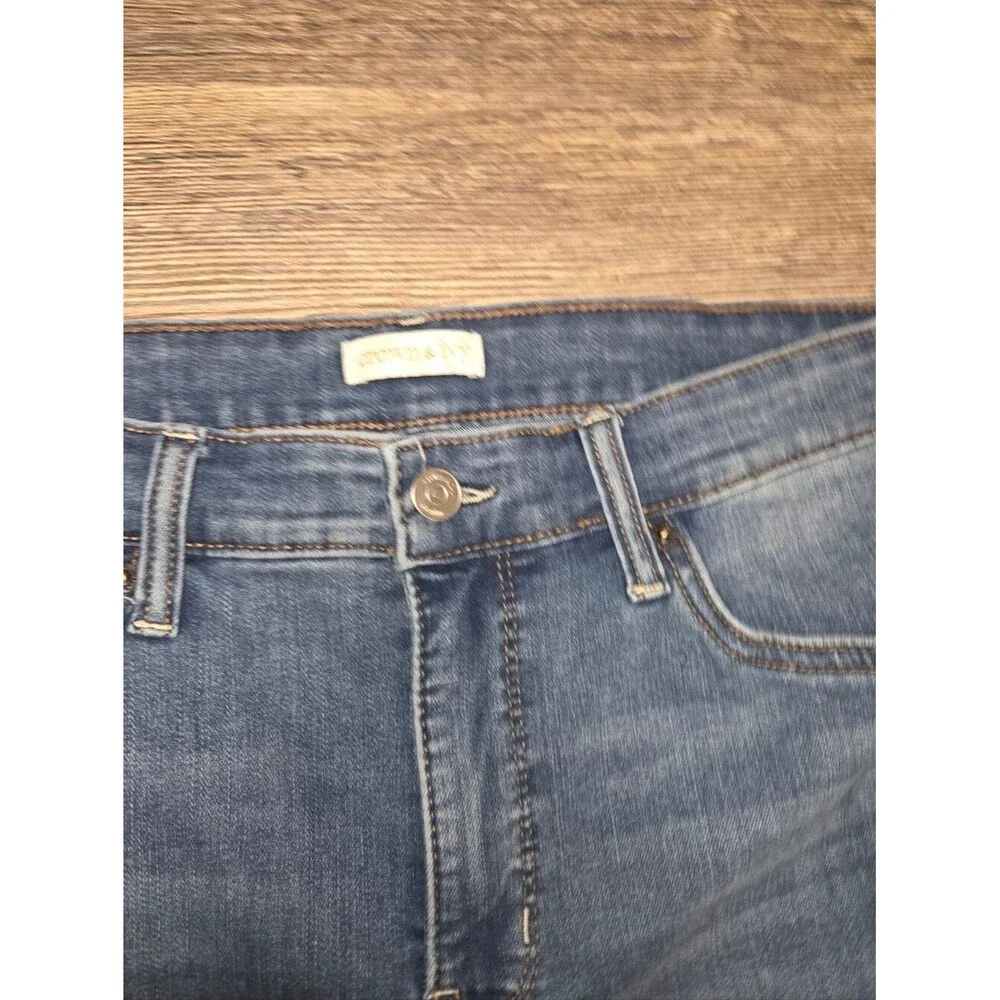 Crown & Ivy Mid Rise Straight Leg Jeans